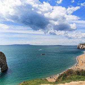 Full Day Jurassic Coast Mini-Coach Tour